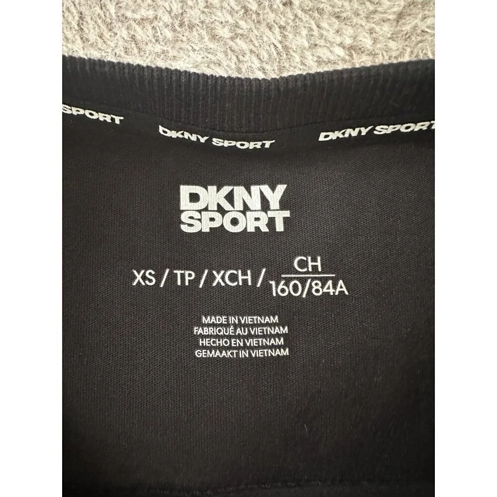 DKNY Sport Women's Cotton Embossed Logo High-Low T-Shirt Black XS New